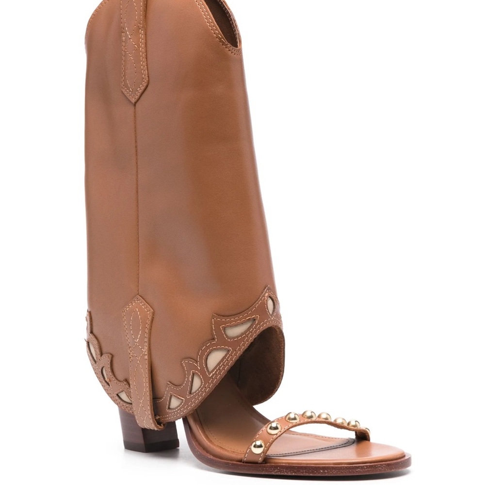Brown Leather Sandals with Decorative Stitching and Pointed Toe